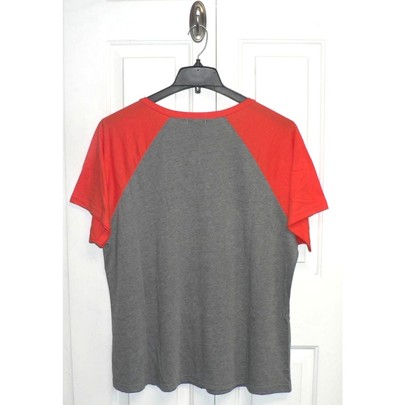 Gameday Couture Women's Sequin Miami Hurricanes V-Neck Short Sleeve Tee 2XL $48 - Picture 3 of 4